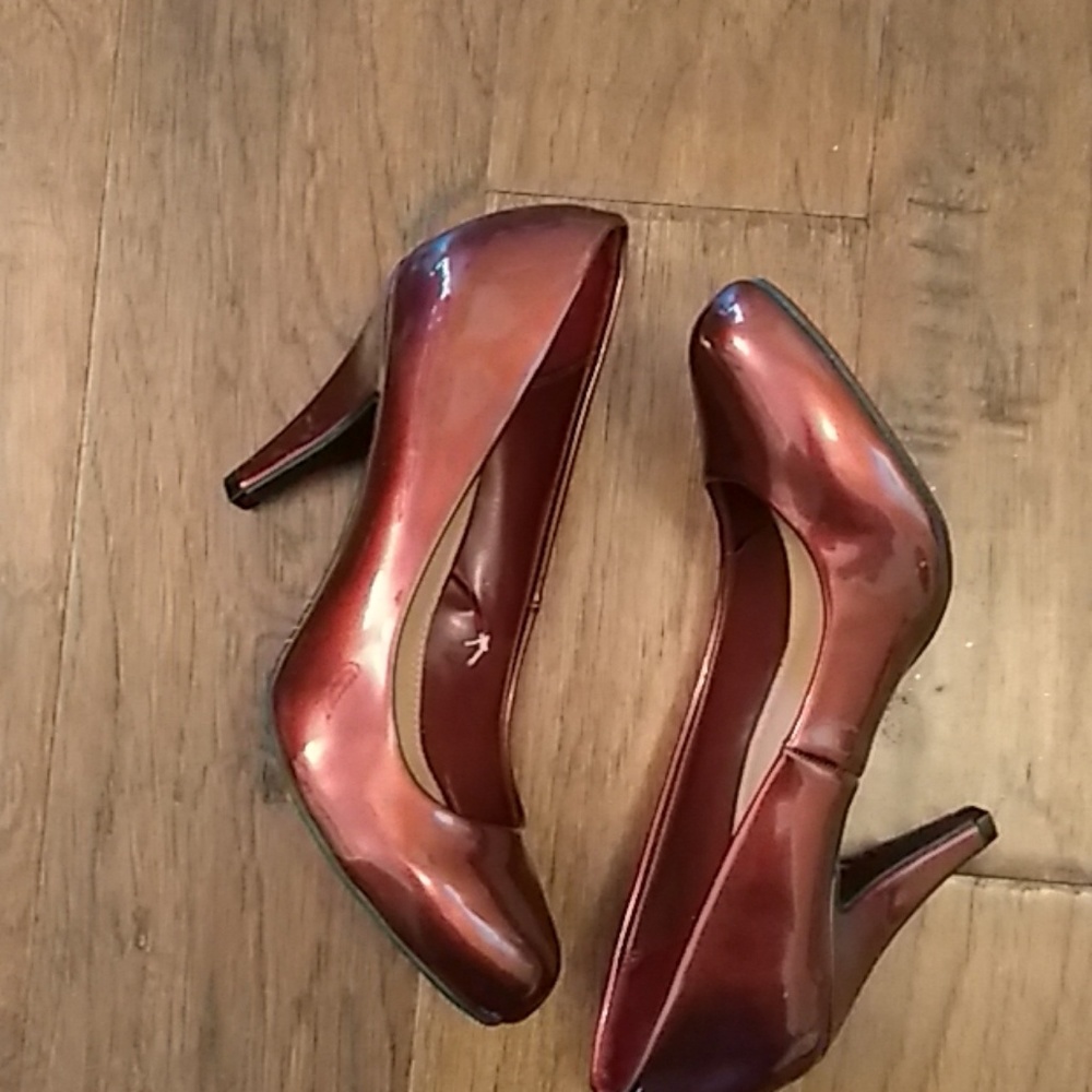 Maroon patent leather heels